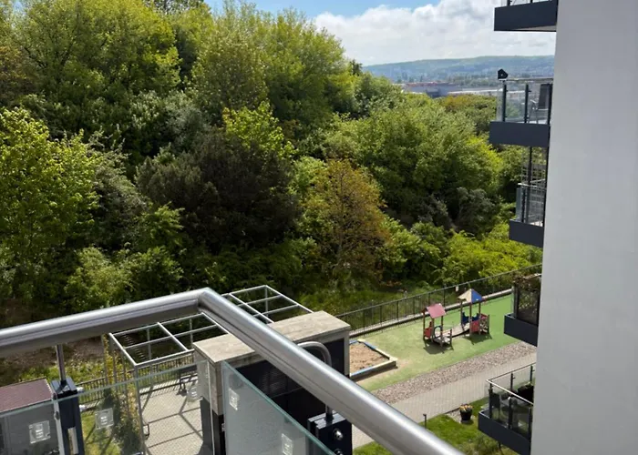 アパート Navy Blue